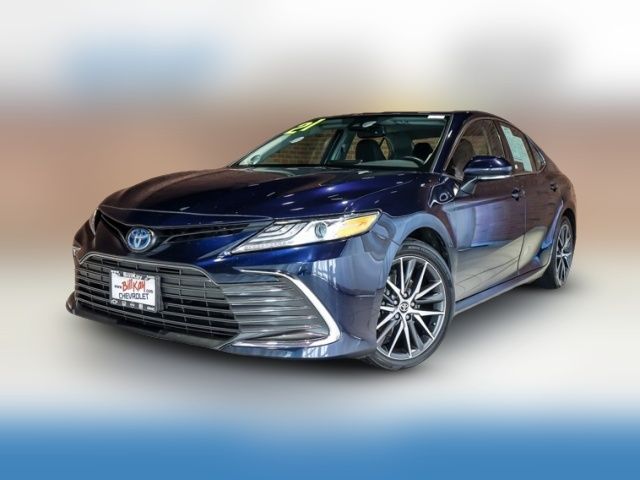 2021 Toyota Camry Hybrid XLE