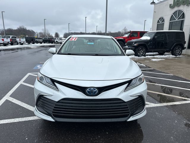 2021 Toyota Camry Hybrid XLE