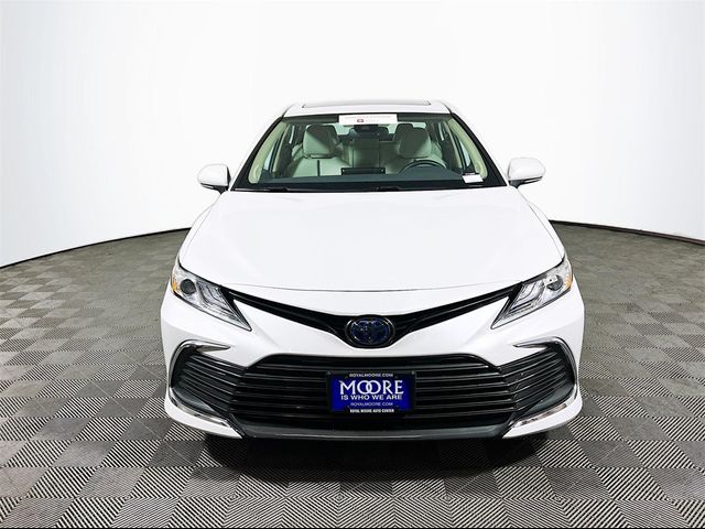 2021 Toyota Camry Hybrid XLE