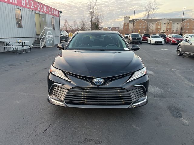 2021 Toyota Camry Hybrid XLE