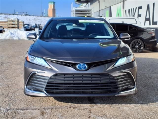 2021 Toyota Camry Hybrid XLE