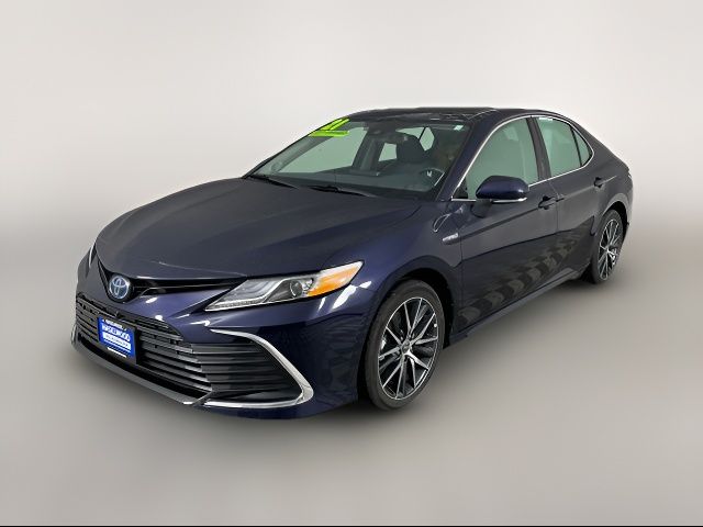 2021 Toyota Camry Hybrid XLE