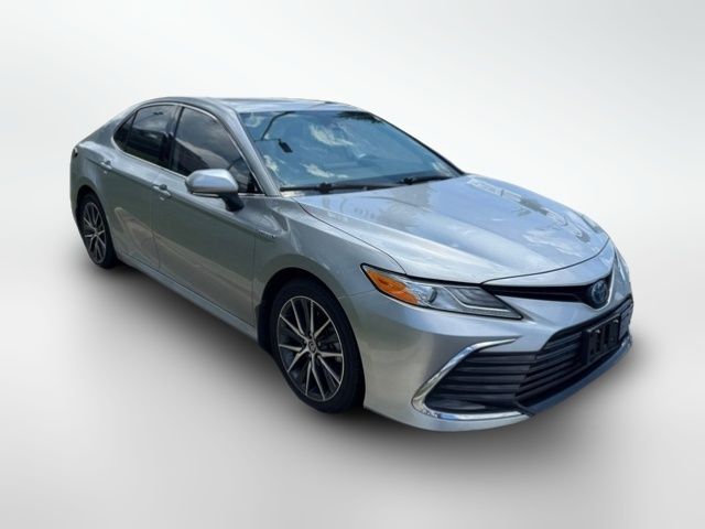 2021 Toyota Camry Hybrid XLE