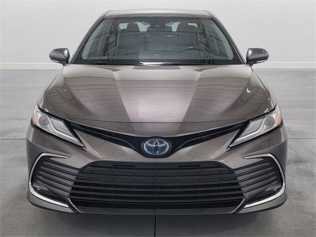 2021 Toyota Camry Hybrid XLE