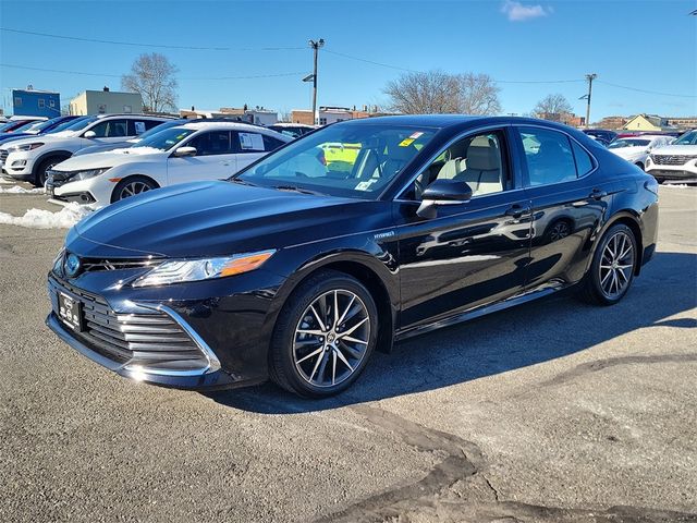 Used 2021 Toyota Camry Hybrid For Sale in Brooklyn, NY | Auto Navigator