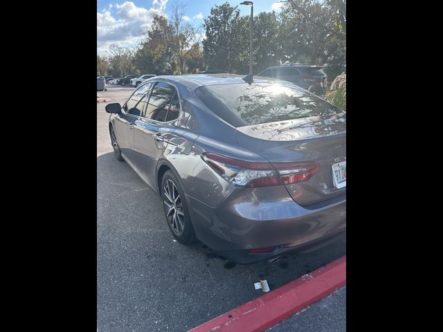 2021 Toyota Camry Hybrid XLE