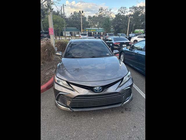 2021 Toyota Camry Hybrid XLE