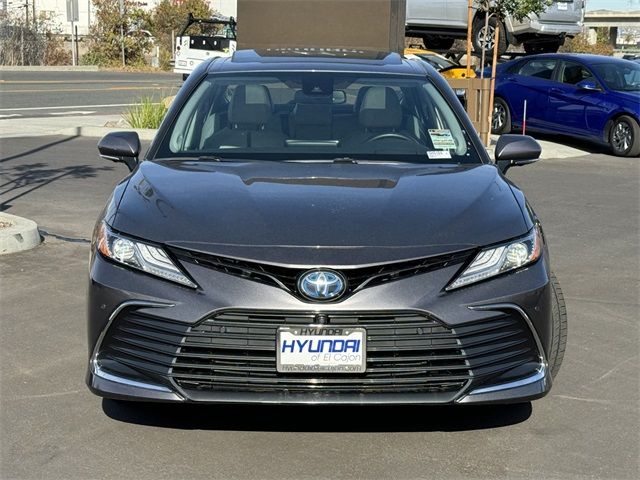 2021 Toyota Camry Hybrid XLE