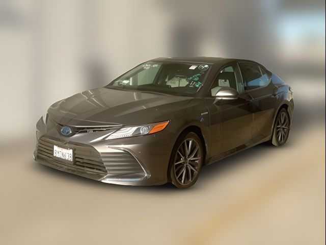 2021 Toyota Camry Hybrid XLE