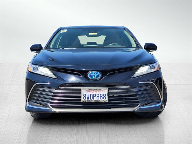 2021 Toyota Camry Hybrid XLE