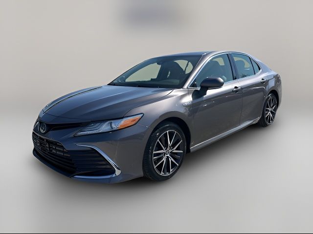 2021 Toyota Camry Hybrid XLE