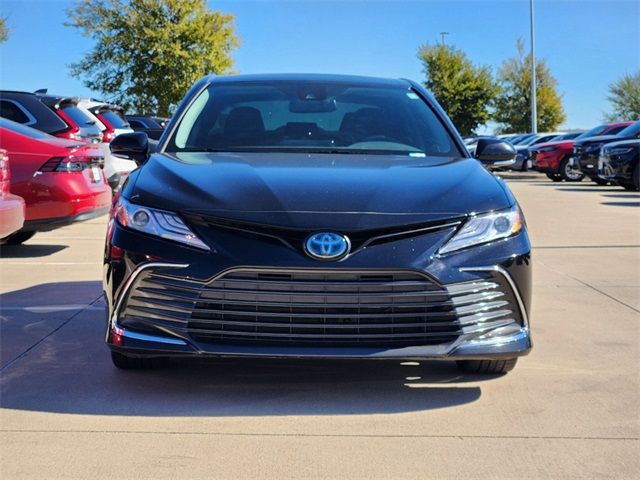 2021 Toyota Camry Hybrid XLE