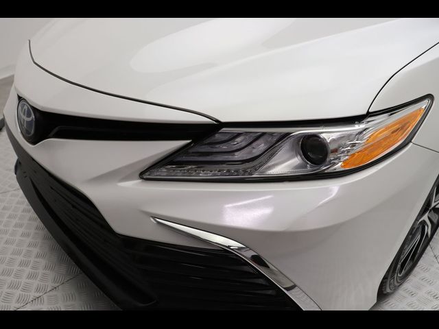 2021 Toyota Camry Hybrid XLE