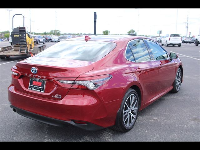 2021 Toyota Camry Hybrid XLE