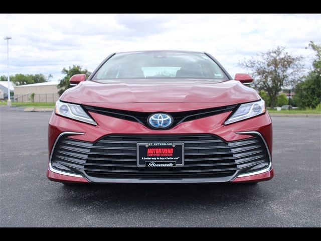 2021 Toyota Camry Hybrid XLE