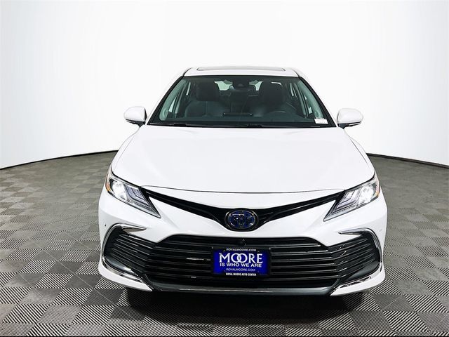 2021 Toyota Camry Hybrid XLE