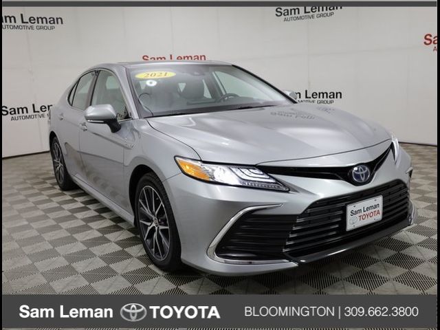 2021 Toyota Camry Hybrid XLE