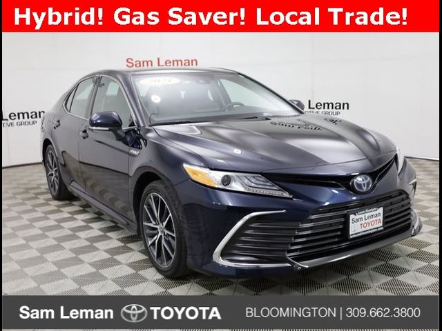 2021 Toyota Camry Hybrid XLE