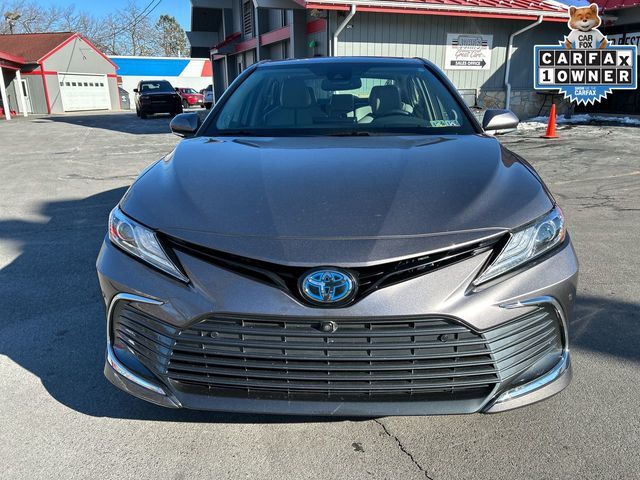 2021 Toyota Camry Hybrid XLE