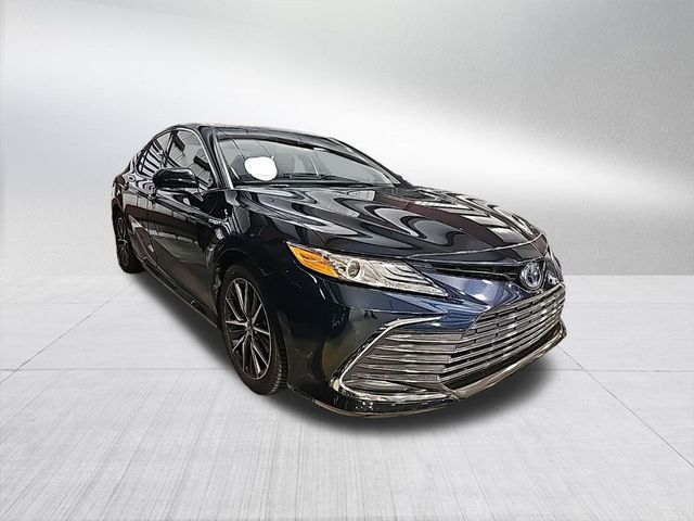 2021 Toyota Camry Hybrid XLE