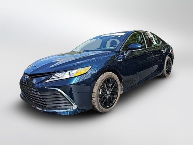 2021 Toyota Camry Hybrid XLE