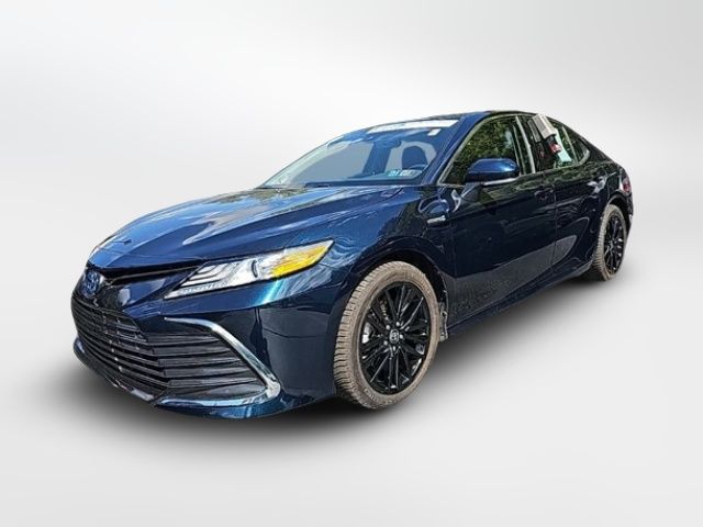 2021 Toyota Camry Hybrid XLE