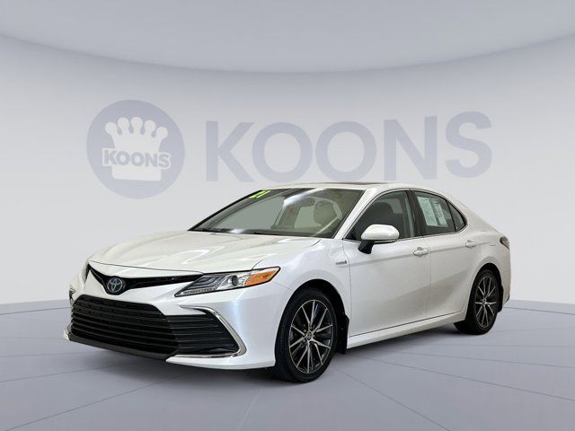 2021 Toyota Camry Hybrid XLE