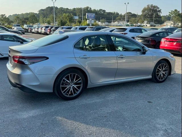 2021 Toyota Camry Hybrid XLE