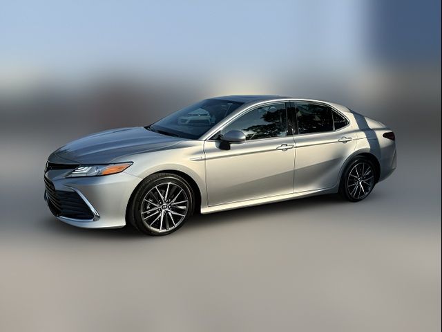 2021 Toyota Camry Hybrid XLE