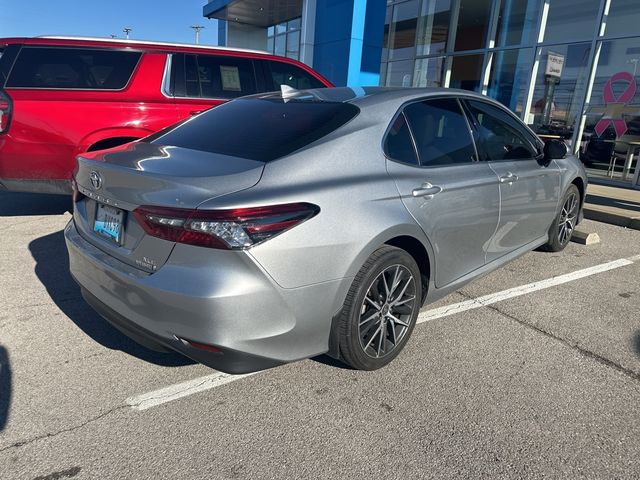 2021 Toyota Camry Hybrid XLE