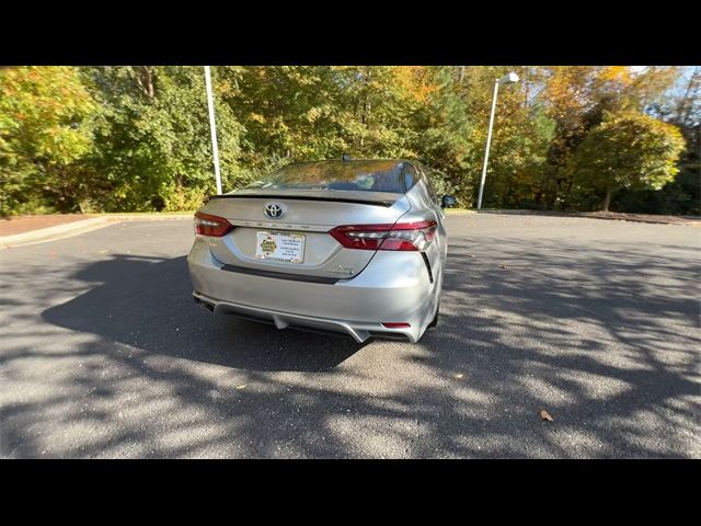 2021 Toyota Camry Hybrid XSE