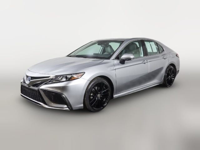 2021 Toyota Camry Hybrid XSE