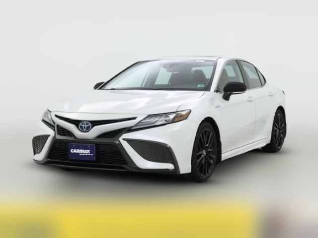 2021 Toyota Camry Hybrid XSE