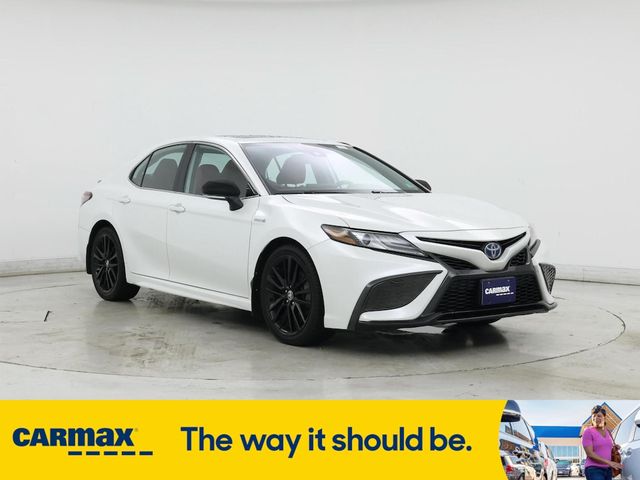 2021 Toyota Camry Hybrid XSE