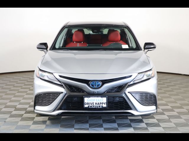 2021 Toyota Camry Hybrid XSE