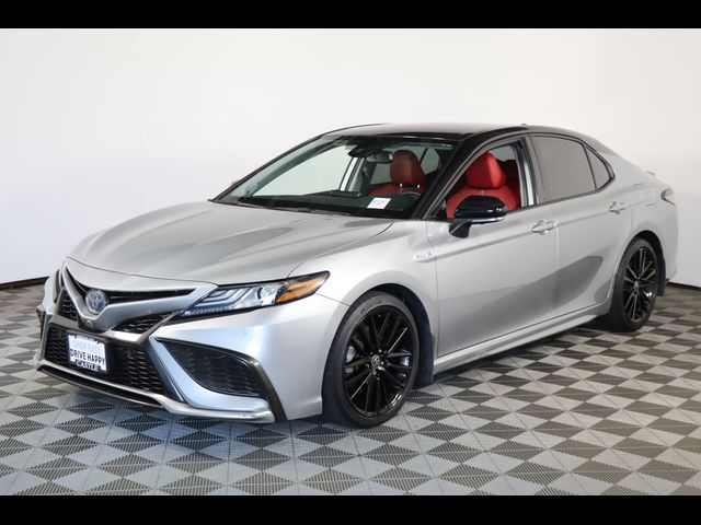 2021 Toyota Camry Hybrid XSE