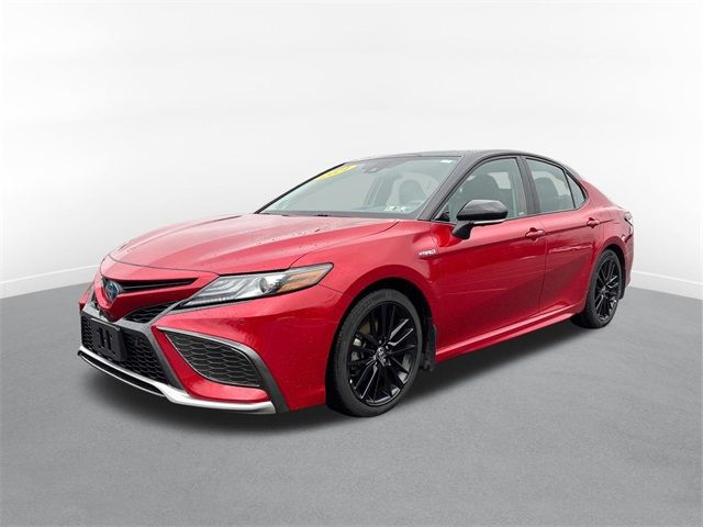 2021 Toyota Camry Hybrid XSE