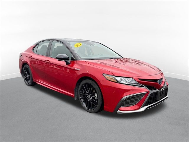 2021 Toyota Camry Hybrid XSE