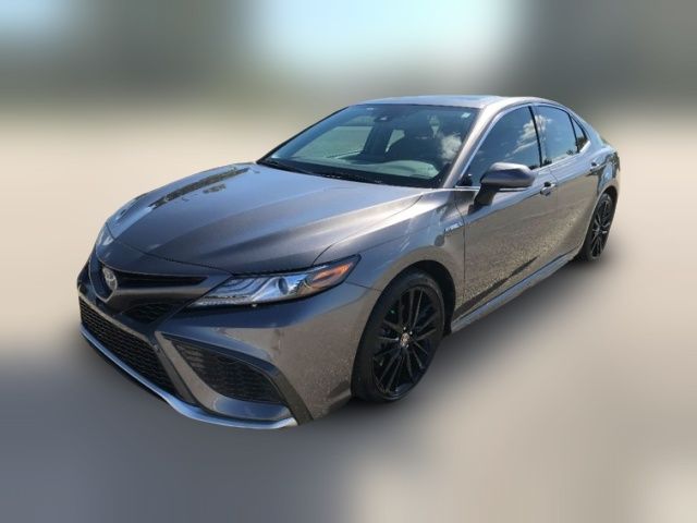 2021 Toyota Camry Hybrid XSE