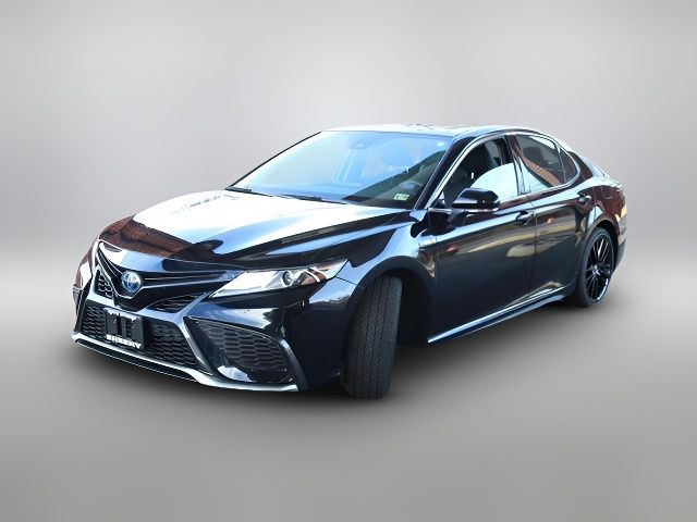 2021 Toyota Camry Hybrid XSE