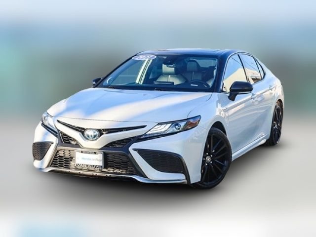 2021 Toyota Camry Hybrid XSE