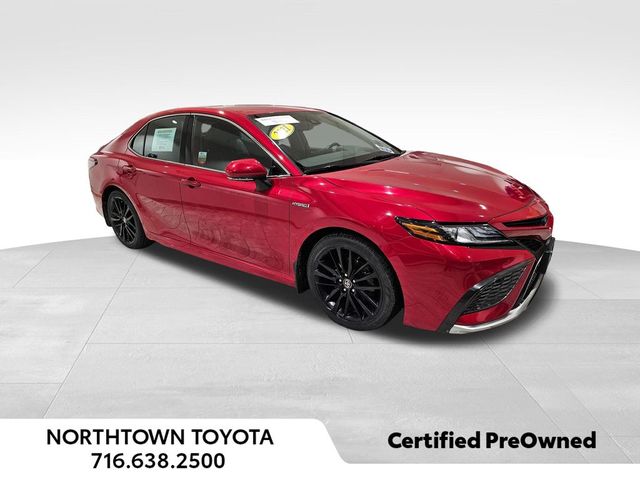 2021 Toyota Camry Hybrid XSE