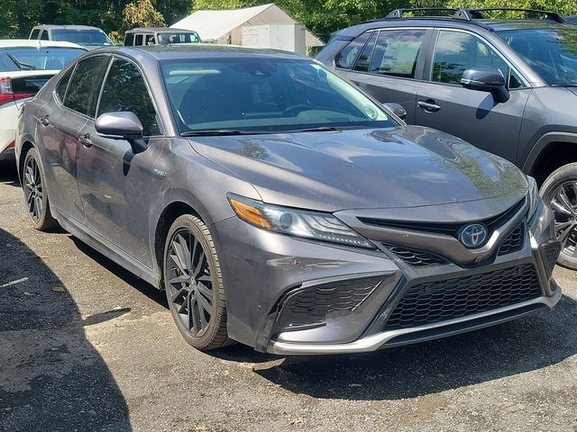 2021 Toyota Camry Hybrid XSE