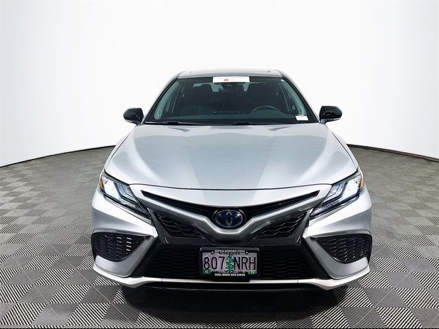 2021 Toyota Camry Hybrid XSE