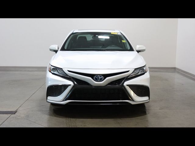 2021 Toyota Camry Hybrid XSE