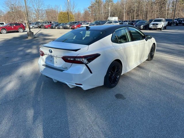 2021 Toyota Camry Hybrid XSE