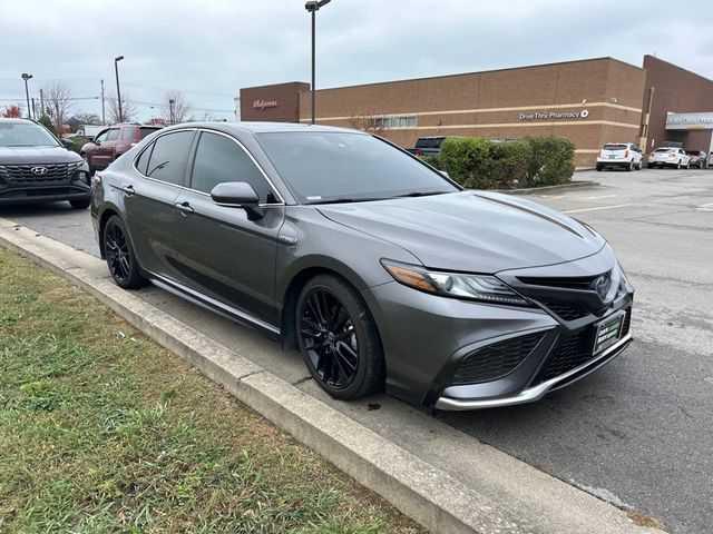 2021 Toyota Camry Hybrid XSE