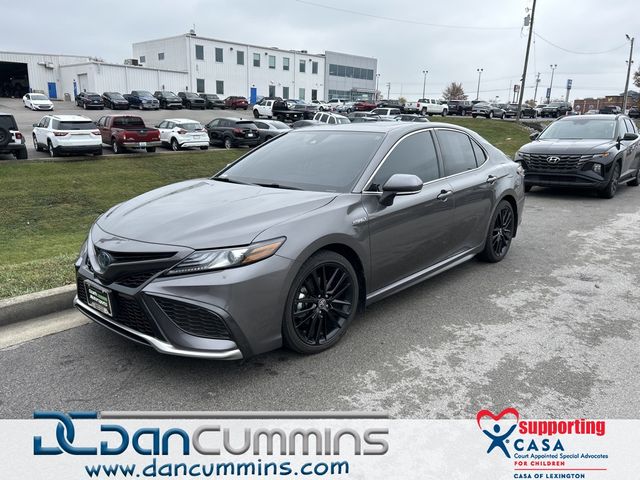 2021 Toyota Camry Hybrid XSE