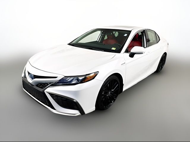 2021 Toyota Camry Hybrid XSE