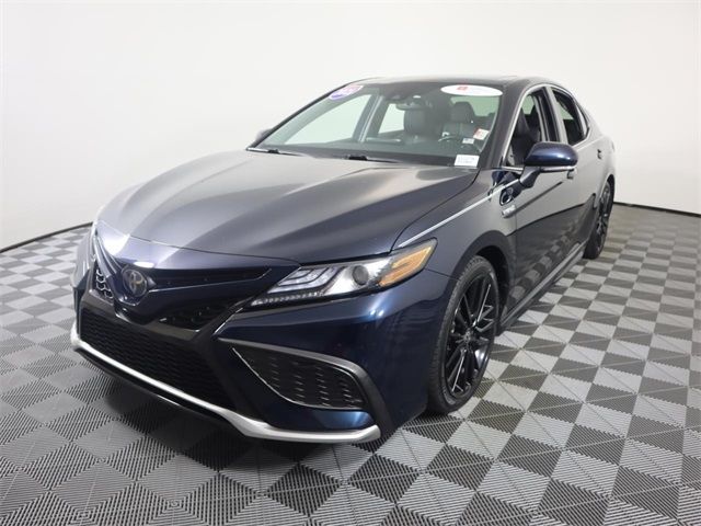 2021 Toyota Camry Hybrid XSE